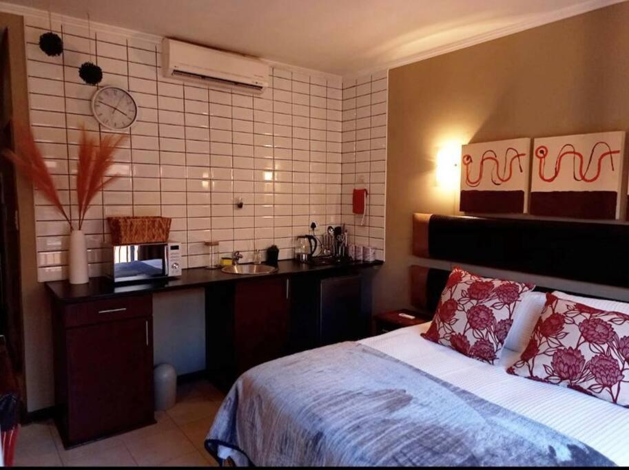 Best Overnight With Free Wifi. Modern & Private Bloemfontein Zewnętrze zdjęcie